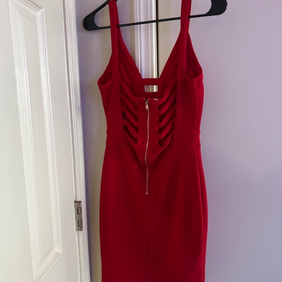 little red dress - Picture 2 of 2